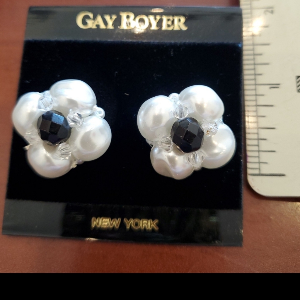 Black & White Bead Earrings